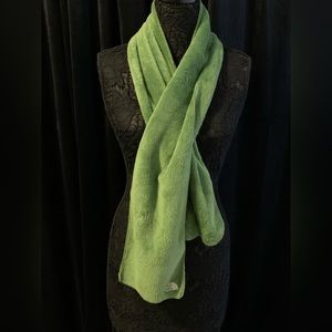 North face scarf